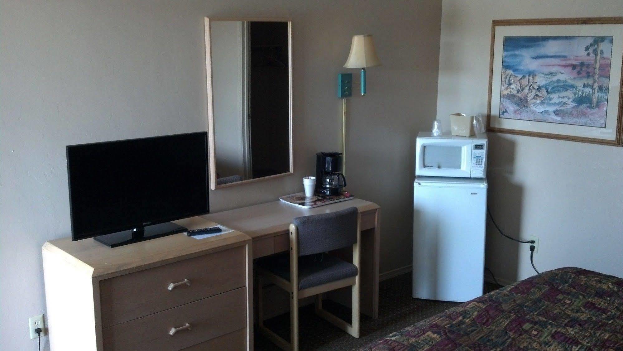 Heritage House 2*